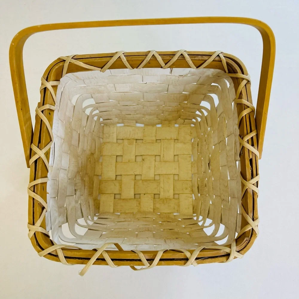 White, Cream, Tan Basket with Moveable Handle